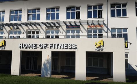 clays kosten|Fitnessstudios in Berlin Zehlendorf/Dahlem: Das sind。